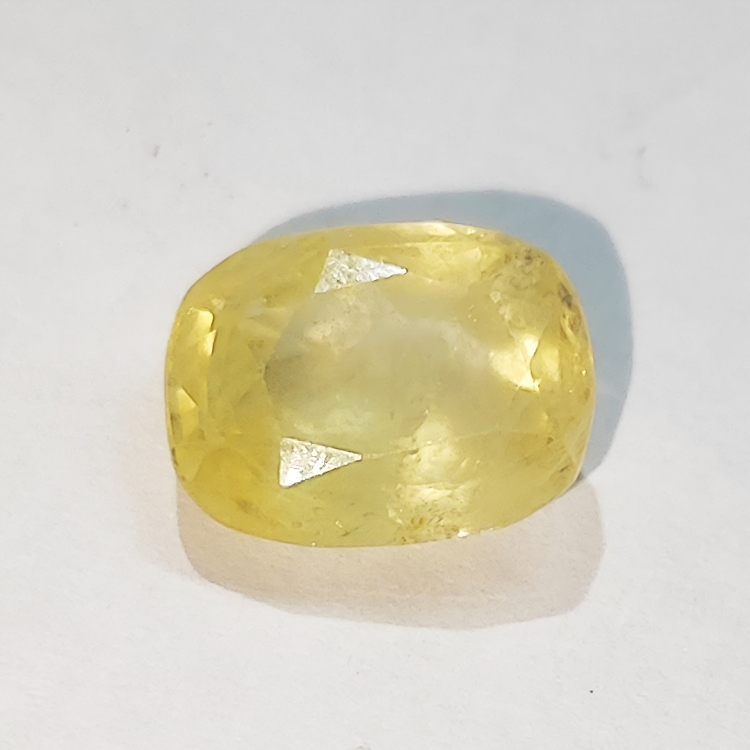 Ceylon Yellow Sapphire (पुखराज) - Average