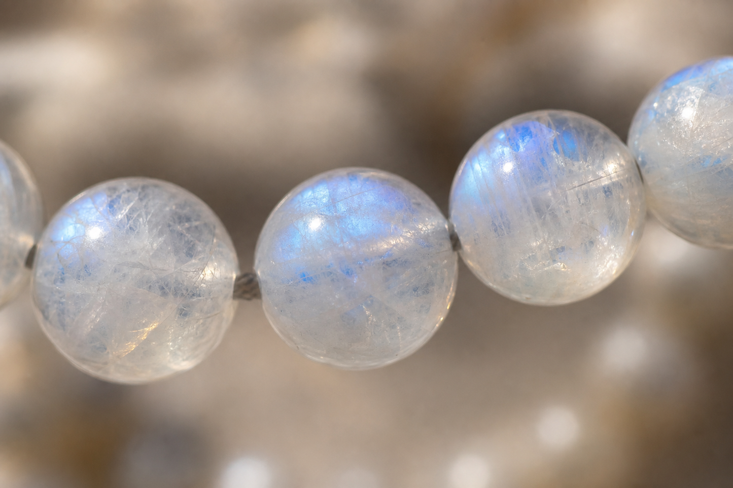 Moonstone Bracelet – Emotional Balance, Feminine Energy, and Intuition